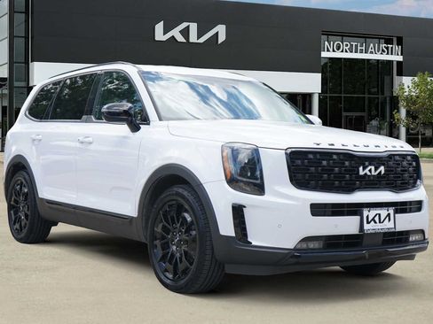 Certified 2022 Kia Telluride SX w/ SX Prestige Package AWD/4WD image 7