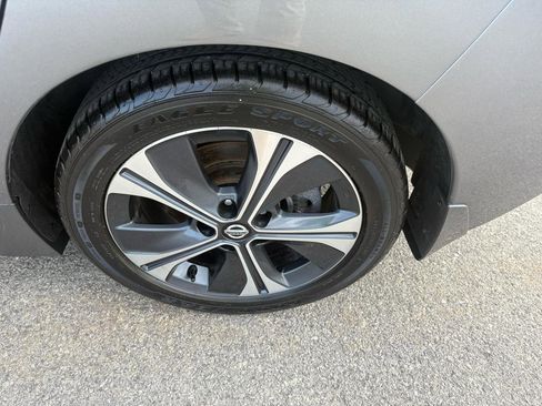 Used 2021 Nissan Leaf SV w/ SV Technology Package image 62