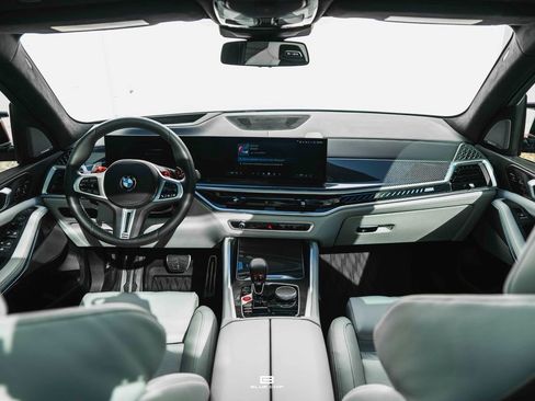 Used 2025 BMW X5 M Competition w/ Executive Package image 40