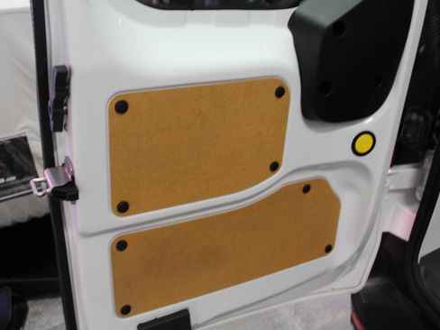 Used 2020 Ford Transit Connect XLT image 26