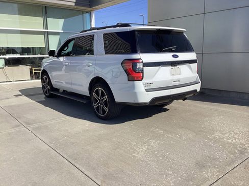 Used 2019 Ford Expedition Limited w/ Equipment Group 303A AWD/4WD image 4