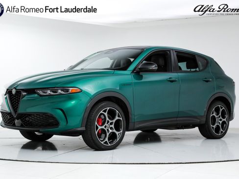 Used 2024 Alfa Romeo Tonale Veloce AWD/4WD image 1