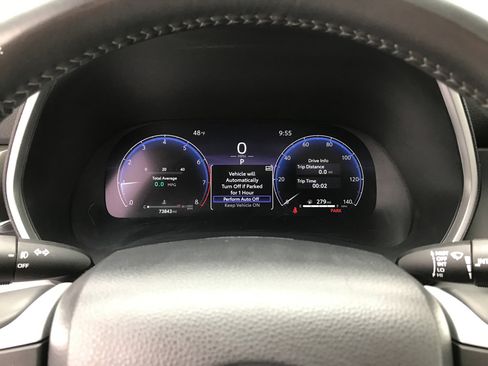 Used 2024 Toyota Highlander Limited image 18