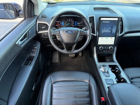 Certified 2022 Ford Edge SEL w/ Convenience Package image 10