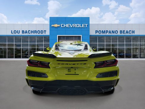 Used 2023 Chevrolet Corvette Z06 w/ Stealth Interior Trim Package RWD image 3