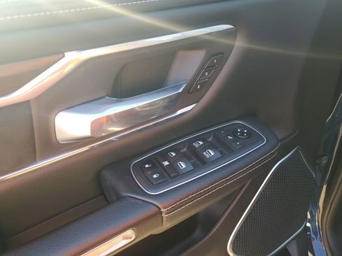 Used 2021 RAM 1500 Laramie image 29