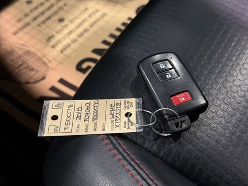 Used 2018 Toyota Tacoma TRD Pro image 36