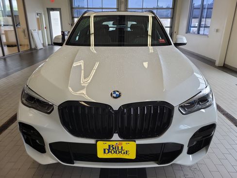 Used 2023 BMW X5 M50i AWD/4WD image 2