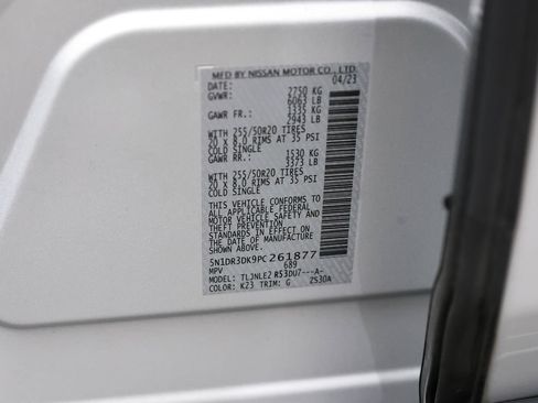 Used 2023 Nissan Pathfinder Platinum AWD/4WD image 33