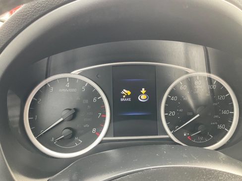 Used 2016 Nissan Sentra SV image 15