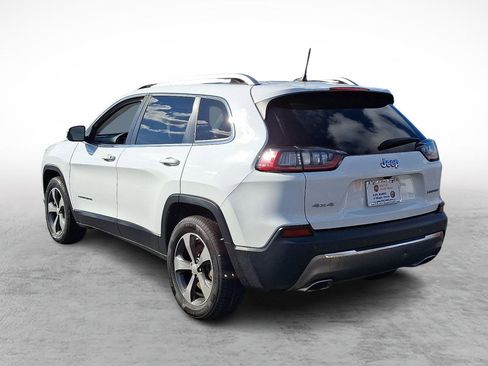 Used 2019 Jeep Cherokee Limited image 3