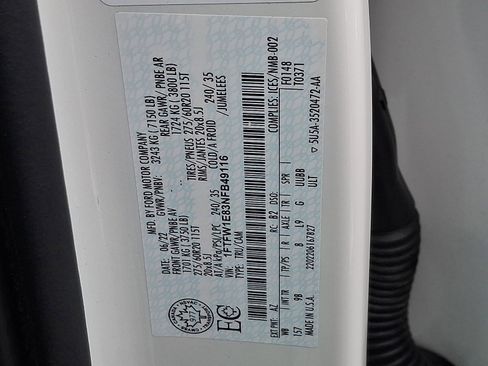 Certified 2022 Ford F150 Platinum w/ FX4 Off-Road Package image 29