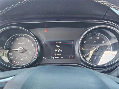 Certified 2023 Buick Encore GX Select image 10