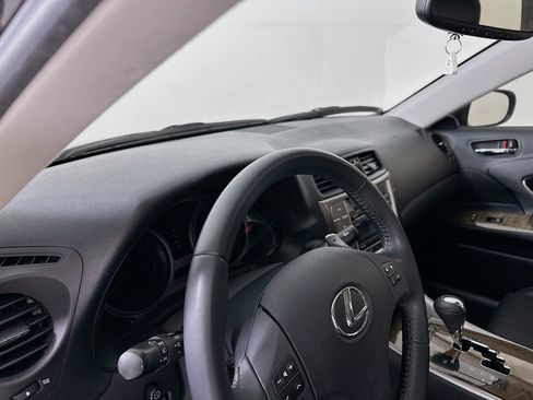 Used 2010 Lexus IS 250 image 10