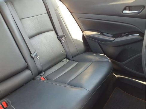 Used 2023 Nissan Altima 2.5 SR w/ SR Premium Package FWD image 18