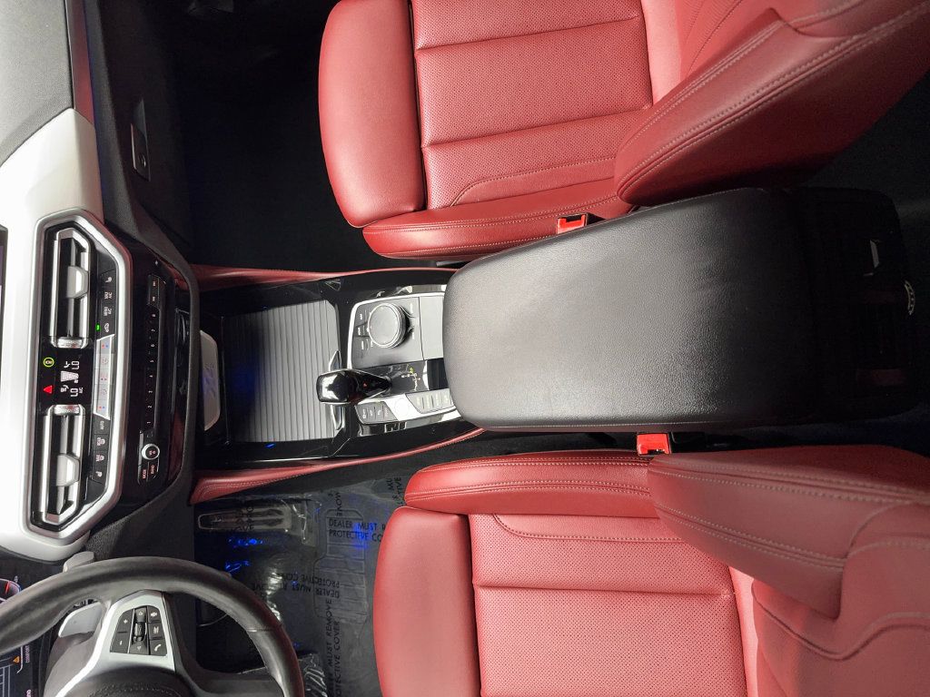 Used 2025 BMW X4 xDrive30i w/ Premium Package AWD/4WD image 35