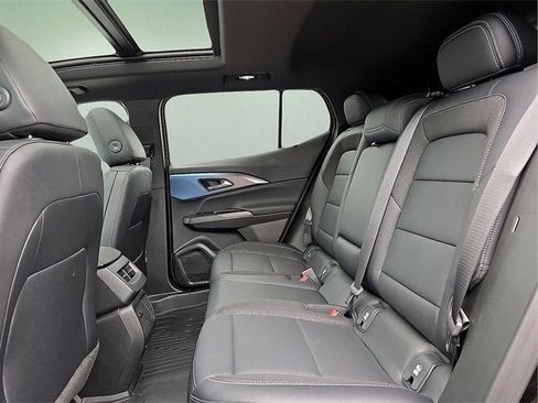 New 2026 Chevrolet Equinox EV LT image 9