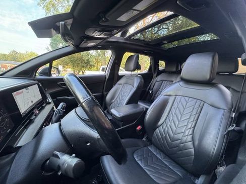 Used 2023 Kia Sportage X-Pro AWD/4WD image 31