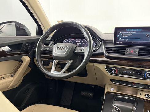 Used 2019 Audi Q5 2.0T Premium Plus w/ Premium Plus Package AWD/4WD image 28
