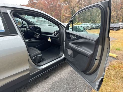 New 2025 Chevrolet Blazer EV LT image 31