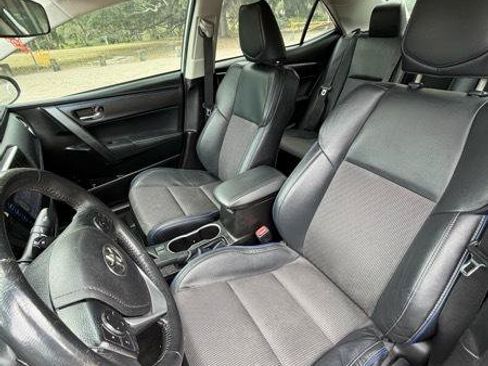 Used 2018 Toyota Corolla SE FWD image 9