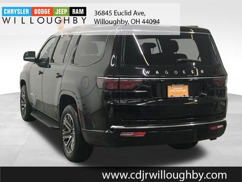 Certified 2025 Jeep Wagoneer Series II image 6