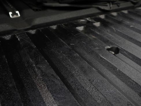 Used 2012 Nissan Frontier PRO-4X AWD/4WD image 18