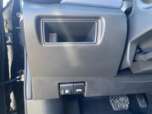 New 2025 Nissan Versa SV w/ Trunk Package image 21