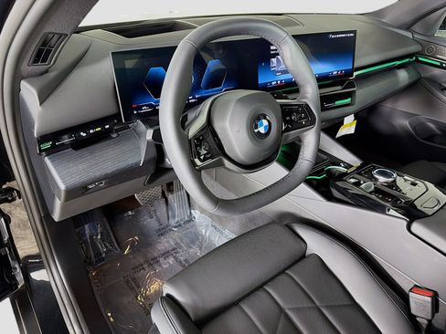 Used 2026 BMW 530i w/ Premium Package RWD image 9