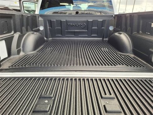 Used 2020 Ford F150 XLT image 19