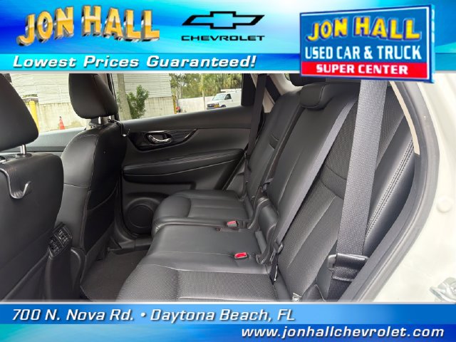 Used 2018 Nissan Rogue SL w/ Premium Package FWD image 16