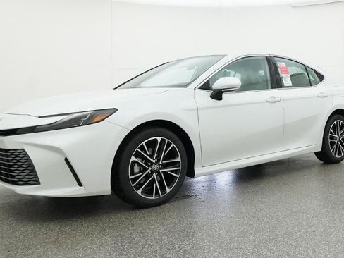 New 2026 Toyota Camry XLE image 17