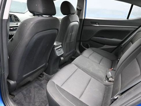 Used 2017 Hyundai Elantra Value Edition FWD image 13
