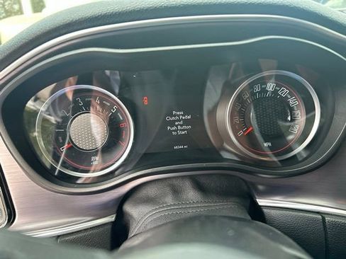 Used 2016 Dodge Challenger R/T Scat Pack RWD image 10