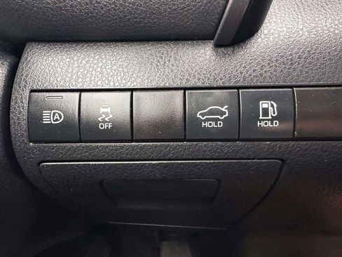 Used 2023 Toyota Camry XSE FWD image 15