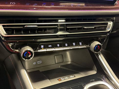 New 2026 Chevrolet Traverse RS FWD image 26