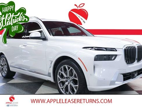 Used 2023 BMW X7 xDrive40i w/ Premium Package image 1