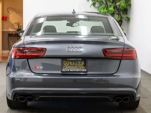 Used 2017 Audi S6 Premium Plus w/ S6 Sport Package AWD/4WD image 4