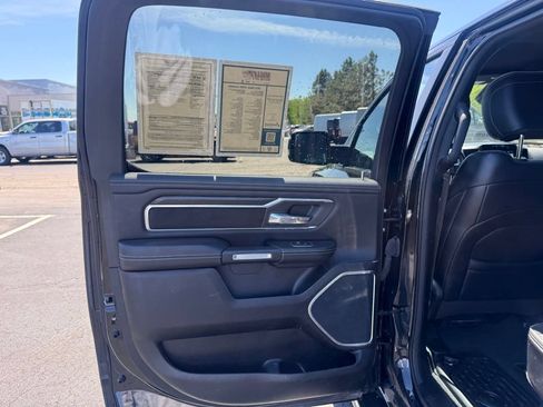 Used 2023 RAM 1500 Laramie AWD/4WD image 37