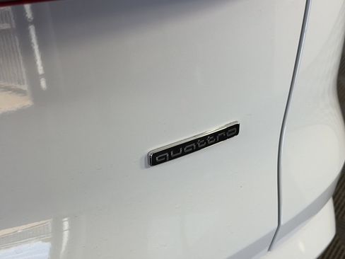 Certified 2025 Audi Q5 Premium Plus w/ Premium Plus image 17