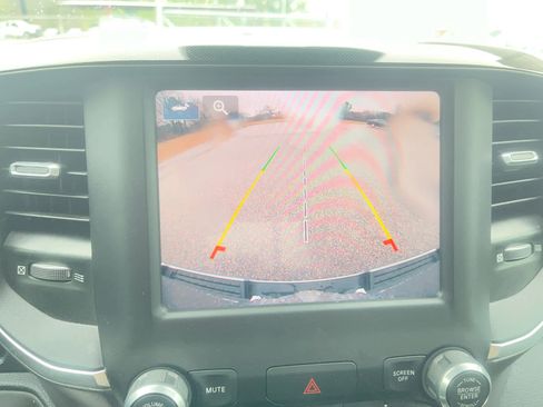 Used 2022 RAM 1500 Laramie w/ Sport Appearance Package image 17