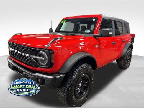 Used 2023 Ford Bronco Wildtrak image 1