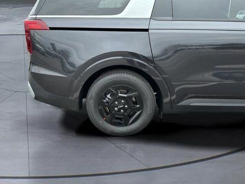 New 2026 Kia Carnival FWD image 20