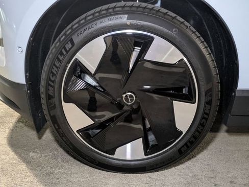 New 2026 Volvo EX30 Ultra w/ Protection Package Premier image 10