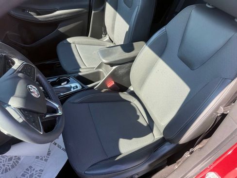 Used 2023 Buick Encore GX Preferred w/ Cold Weather Comfort Package FWD image 19