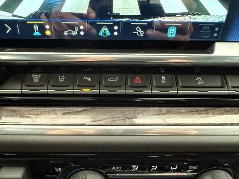 New 2026 Chevrolet Silverado 2500 LTZ image 36