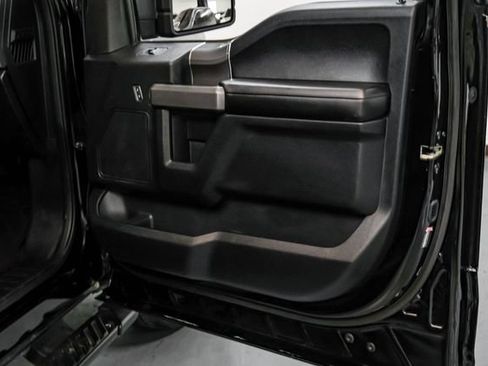 Used 2017 Ford F150 XLT w/ Equipment Group 302A Luxury AWD/4WD image 44