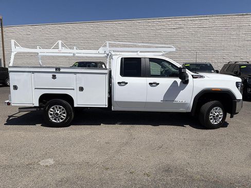 New 2026 GMC Sierra 2500 Pro w/ Convenience Package RWD image 4