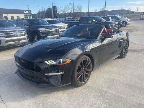 Used 2018 Ford Mustang GT Premium w/ Equipment Group 401A image 23