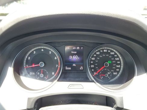 Used 2021 Volkswagen Atlas SE image 18